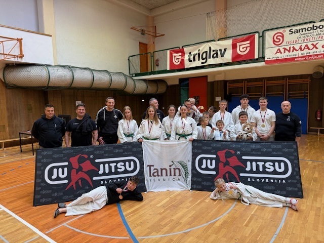 Nik Šimunič, zlata medalja na slovenskem pokalu v Ju jitsu za mlade od U8 do U16 let starosti